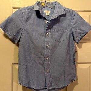Nwt Cat and Jack short sleeve,, button down boy’s chambray shirt